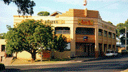 Drouin VIC Hotel QLD
