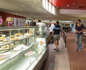 Ainslie Football And Social Club - Hotel QLD 1