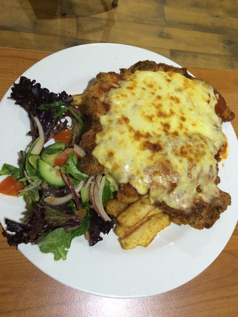 Coomera Waters Tavern - Hotel QLD 1