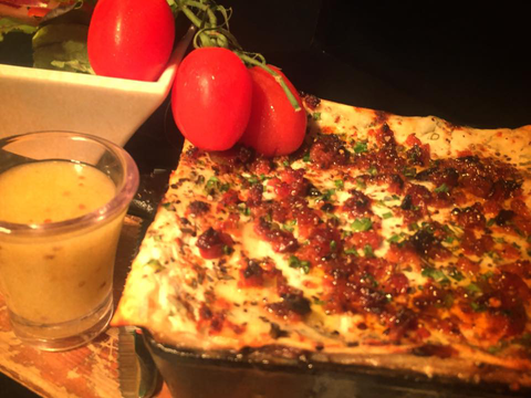 Viva La Vida Wine & Tapas Bar - Hotel QLD 3