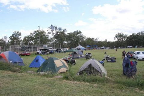 Maidenwell Hotel - Hotel QLD 4