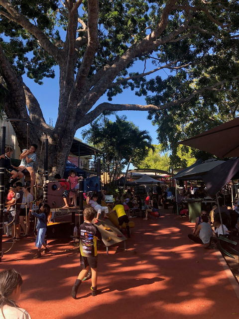 Nightcliff Markets - Hotel QLD 0
