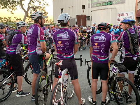 Hand Heart Pocket River 2 Reef Ride - Hotel QLD 0