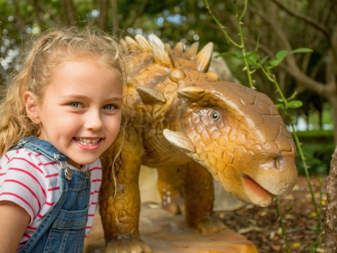 Mega Creatures At Hunter Valley Gardens - Postponed - Hotel QLD 2