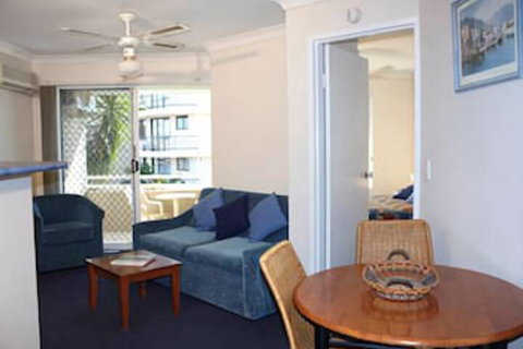 Budds Beach Apartments - Hotel QLD 5