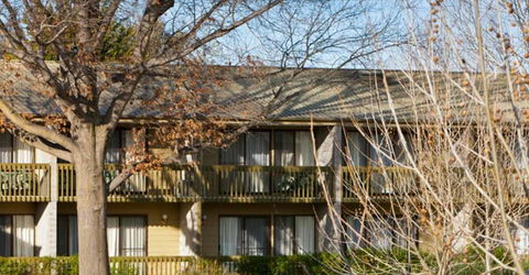 Ibis Styles Canberra Tall Trees - Hotel QLD 0