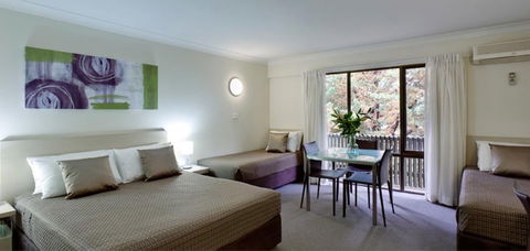 Ibis Styles Canberra Tall Trees - Hotel QLD 2