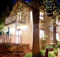 Aldgate Creek Cottage Bed  Breakfast - Hotel QLD
