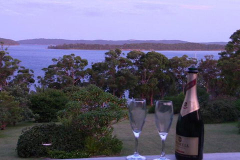A Lakehouse Escape - Hotel QLD 7