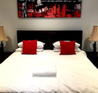 Deluxe Lake View House - Hotel QLD