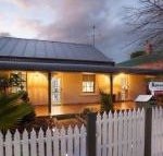 Rawsons Retreat Five Bedroom Home Walk CBD Includes Breakfast - Hotel QLD