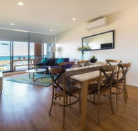 Waterfront Apartments Marinaquays Apt 221  Apt 234 - Hotel QLD