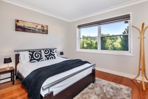 Lake Wendouree Luxury Apartments On Webster - Hotel QLD 5