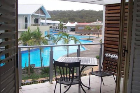 349 Oaks Pacific Blue 265 Sandy Point Road Fantastic Pool - Hotel QLD 4