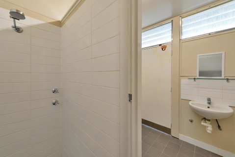 Getaway Villas Unit 38 9 1 Bedroom Separate Private Bathroom - Hotel QLD 6