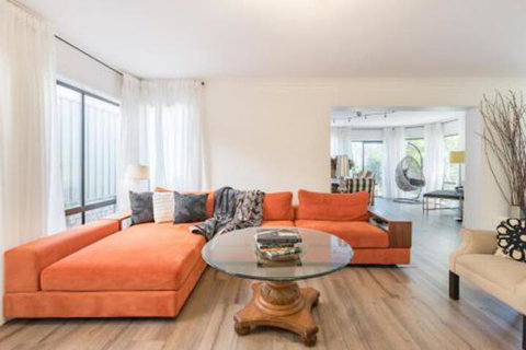 ULTRA SPACIOUS STYLISH HOME In PRESTONS SYDNEY - Hotel QLD 0