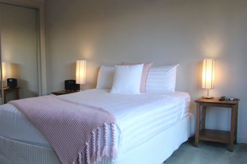 BEL MIREN SARAH LOUISA - Hotel QLD 6