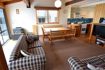 Fountains 1 - Hotel QLD 1