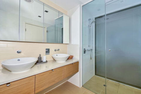 Darwin Waterfront Short Stay Apartments - Hotel QLD 6