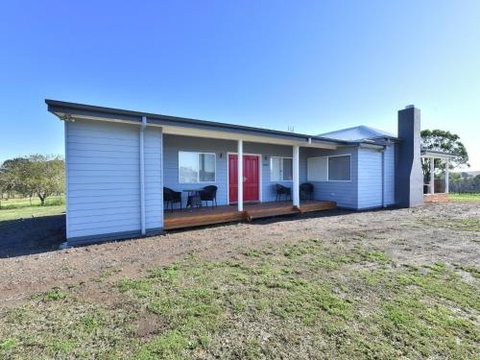 Kinloch Cottage Renovated To New On Daisy Hill Vineyard - Hotel QLD 3