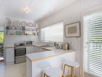 Oriole Street Cottage - Hotel QLD 4