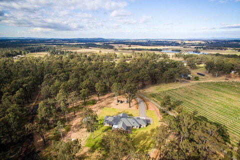 Mirambeena - Hotel QLD 0