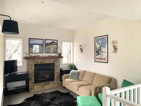 Reindeer 6 - Hotel QLD 3