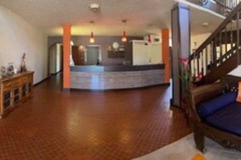 Lake Lefroy Motel & Bar - Hotel QLD 2