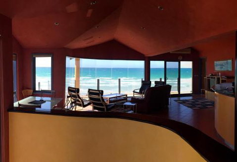 Port Fairy Getaway - Hotel QLD 0
