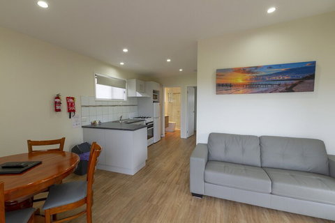 Gum Tree Caravan Park - Hotel QLD 6