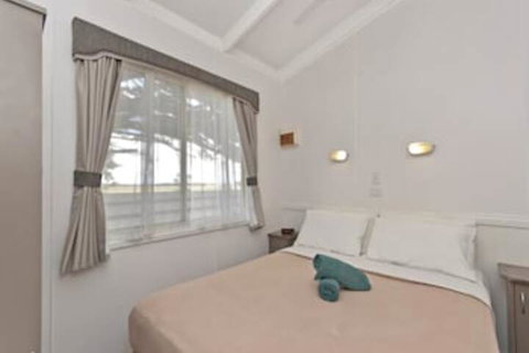 Gum Tree Caravan Park - Hotel QLD 5