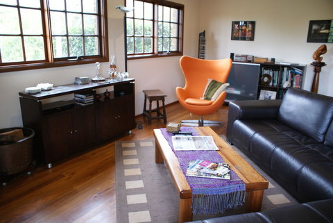 Yallambee - Hotel QLD 4