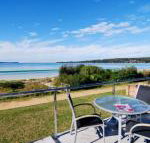 Jervis Bay Waterfront - Hotel QLD