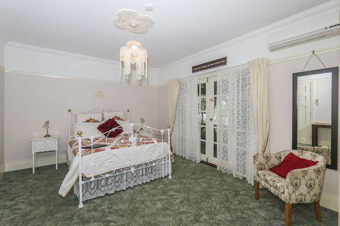 Rosebridge House Bed & Breakfast Adult Retreat - Hotel QLD 7