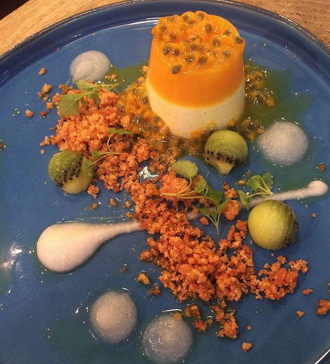 H2O Restaurant & Bar - Hotel QLD 13