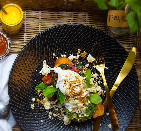 H2O Restaurant & Bar - Hotel QLD 7