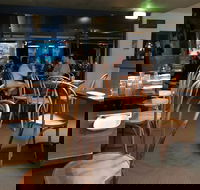 Cinque E Mezzo Pizza - Hotel QLD