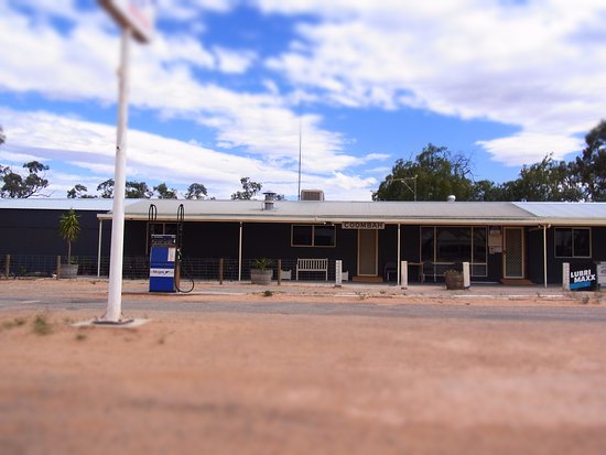 Mungo National Park NSW Hotel QLD