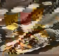 Bloodhound Corner Bar and Kitchen - Hotel QLD