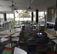 Roadhouse Bar  Grill - Hotel QLD