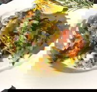 Michael's at Walsh's - Hotel QLD