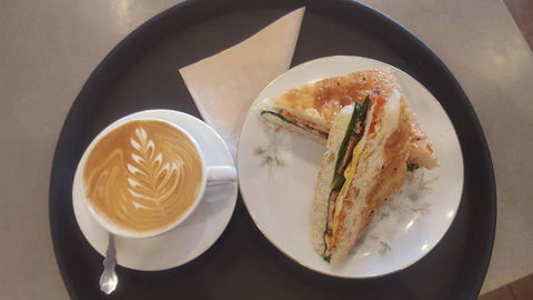 The Vintage Apron - Hotel QLD 0