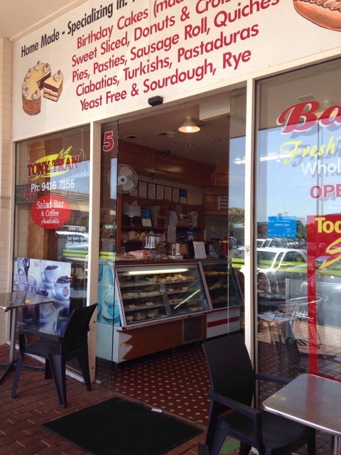 Tony Tran Bakery - Hotel QLD 0