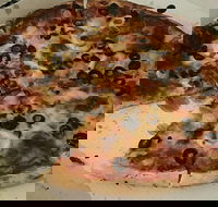 Broadway Pizza - Hotel QLD