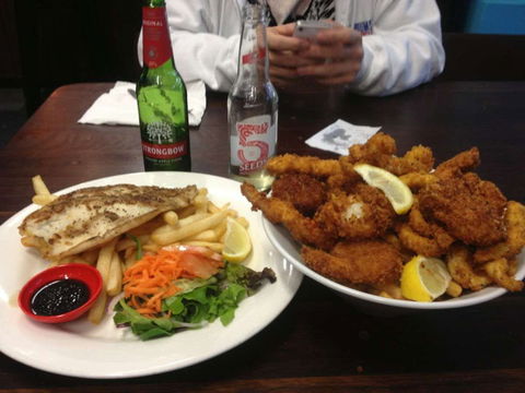 Caught 'n Cooked - Hotel QLD 0