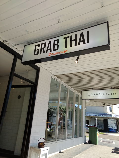 Grab Thai - Hotel QLD 0