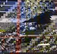 Quincy's Bar  Cafe - Hotel QLD