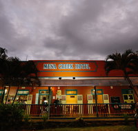Mena Creek Hotel - Hotel QLD