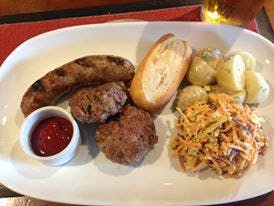 Rustik Café Wine Bar - Hotel QLD 0