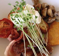 Maudy's Restaurant and Bar